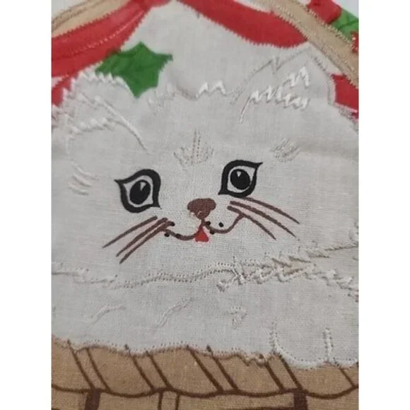 2 Vintage Christmas Potholders Santa Christmas Tree Kitty CatBasket Poinsettias - Picture 7 of 9